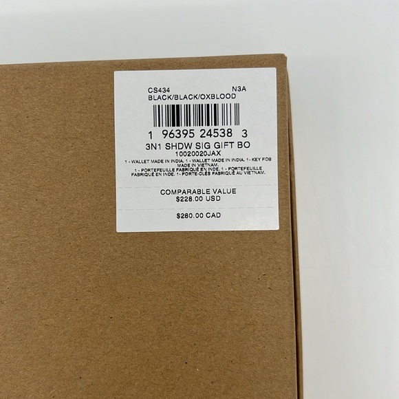 Boxed 3 In 1 Wallet Gift Set In Signature Canvas Black/Oxblood - Picture 11 of 14